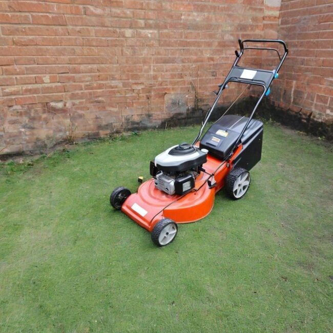 Brak mocy w kosiarce spalinowej