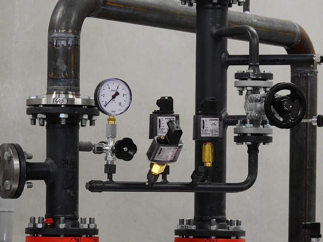 Kształtki czarne gwintowane w instalacjach hydraulicznych